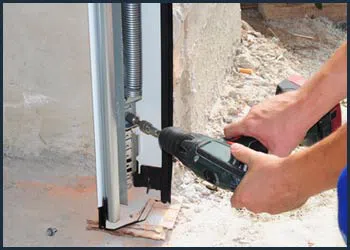 Garage Doors Store Repairs Queens, NY 347-510-3890 - cont-gdr-door-spring-08m